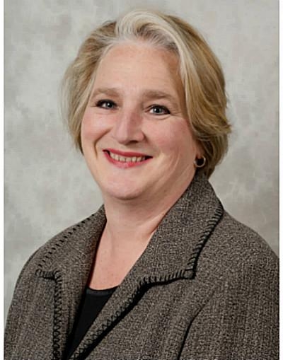 ELIZABETH MEREDITH photo