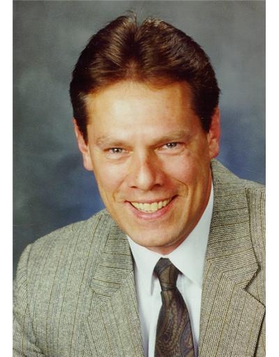 THOMAS POWELL photo