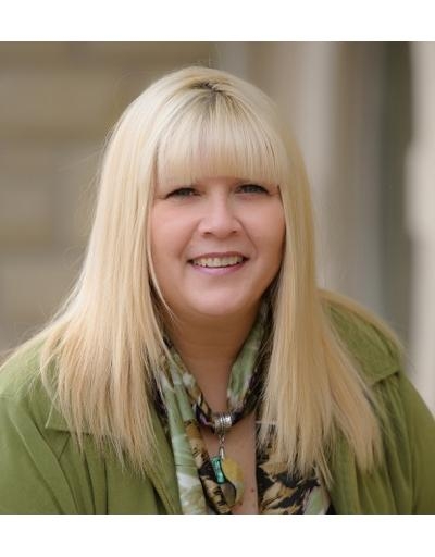 DEBBIE PINE photo